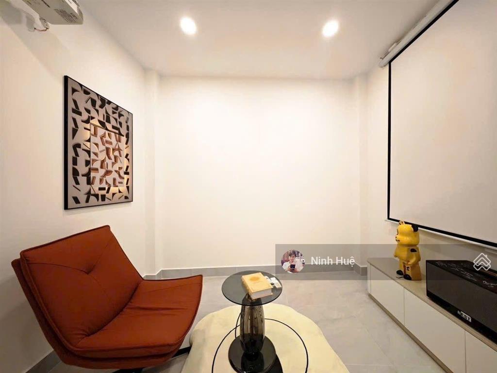Nhà đẹp mới khu dân trí đáng sống tại phú nhuận 5 tầng oto thông tứ tung giá chỉ 12,85tỷ.