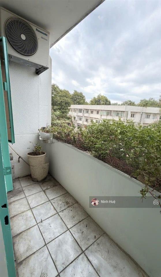 Phú nhuận chung cư hồ văn huê, 51m2, thang bộ  sạch  thoáng giá 3,65 tỷ (1161)