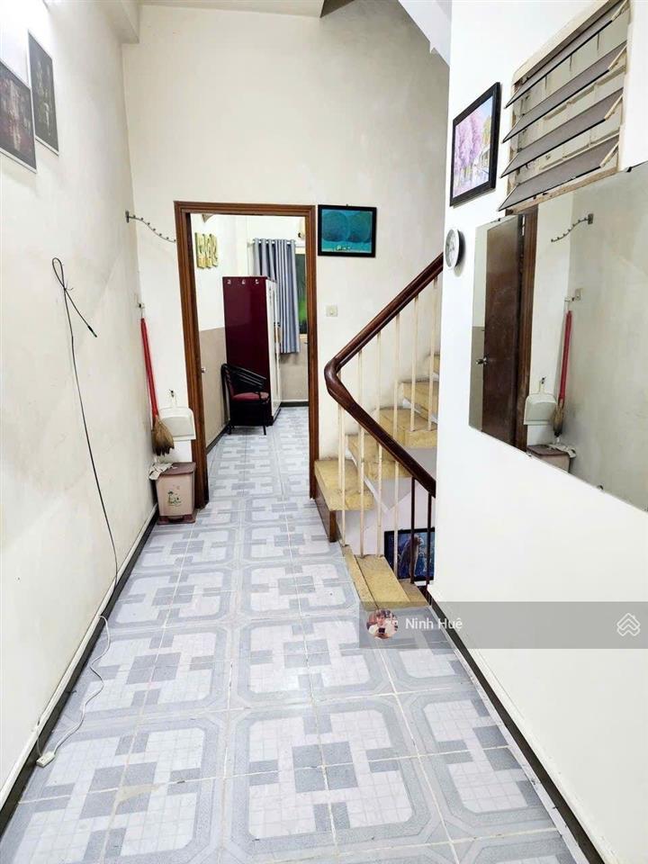 Hẻm xe hơi thẳng trục đường 3/2  đối diện việt nam quốc tự  nhà kết cấu btct  chỉ 239tr/m2