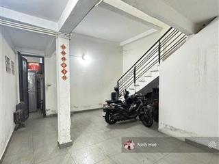 Quận 10  hẻm xe hơi tránh thành thái  102m2 ngang 6m  sát mặt tiền  giá 15,2 tỷ. (6037)