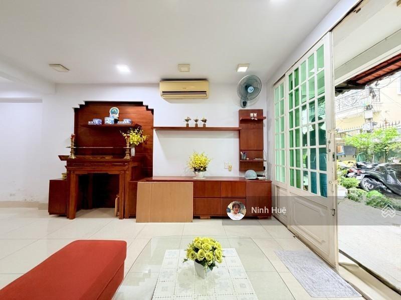 Bình thạnh trệt cc nơ trang long 56m(4m x 14m) shr giá 3,3 tỷ.(6026)
