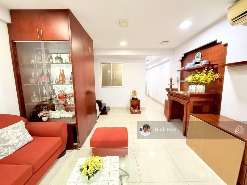 Bình thạnh trệt cc nơ trang long 56m(4m x 14m) shr giá 3,3 tỷ.(6026)