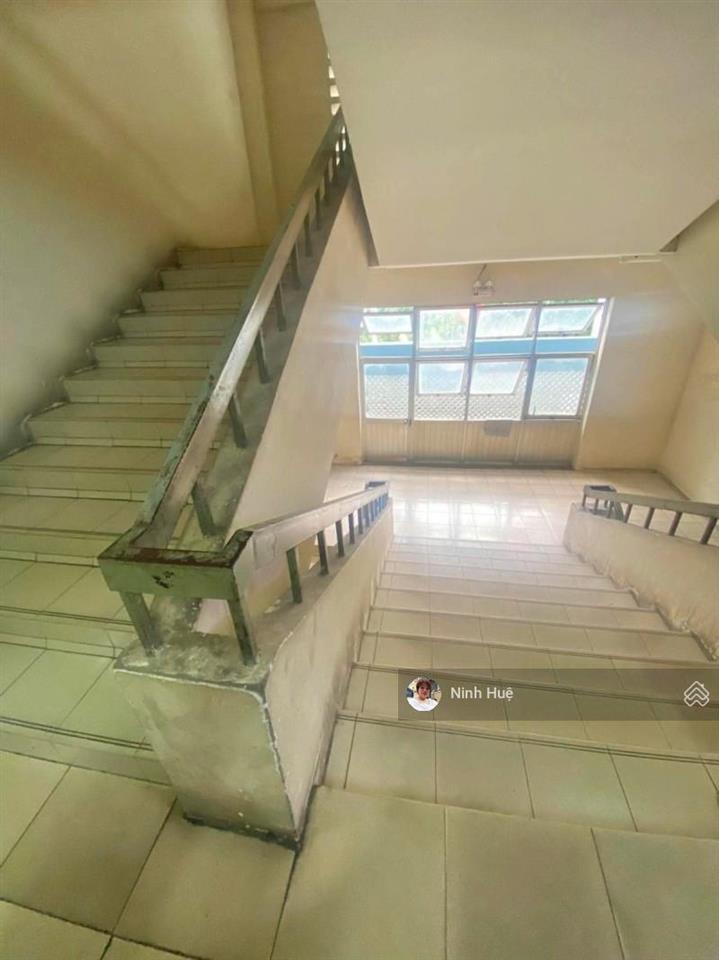Quận 10  cao ốc nguyễn kim  54m²  tầng thấp  shr giá 4,15 tỷ.(6025)