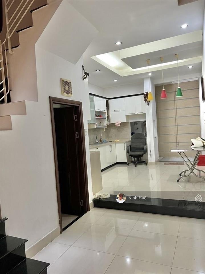 Đường 3.2 bán nhà hẻm xe hơi 5m sát trường quốc tế á châu65m 5 tầng giá 13,5 tỷ (6045).