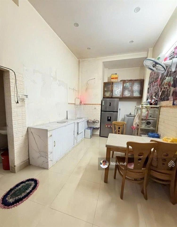 Nhà 8 tỷ quận 3  khu bàn cờ  oto đỗ cửa  hẻm sạch sẽ văn minh  cách bv từ dũ 200m.(803)