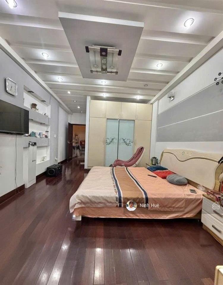 Sát mt trường sa thông lê văn sỹ 48m 5 tầng mới 48m giá chỉ 12,6 tỷ.(805)