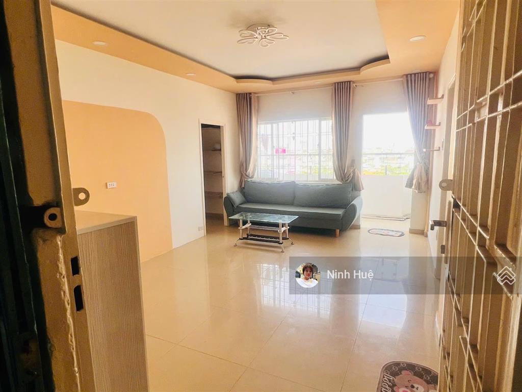 Bình thạnh chung cư phan văn trị  57m  2pn  căn góc  shr  giá 3,52 tỷ.