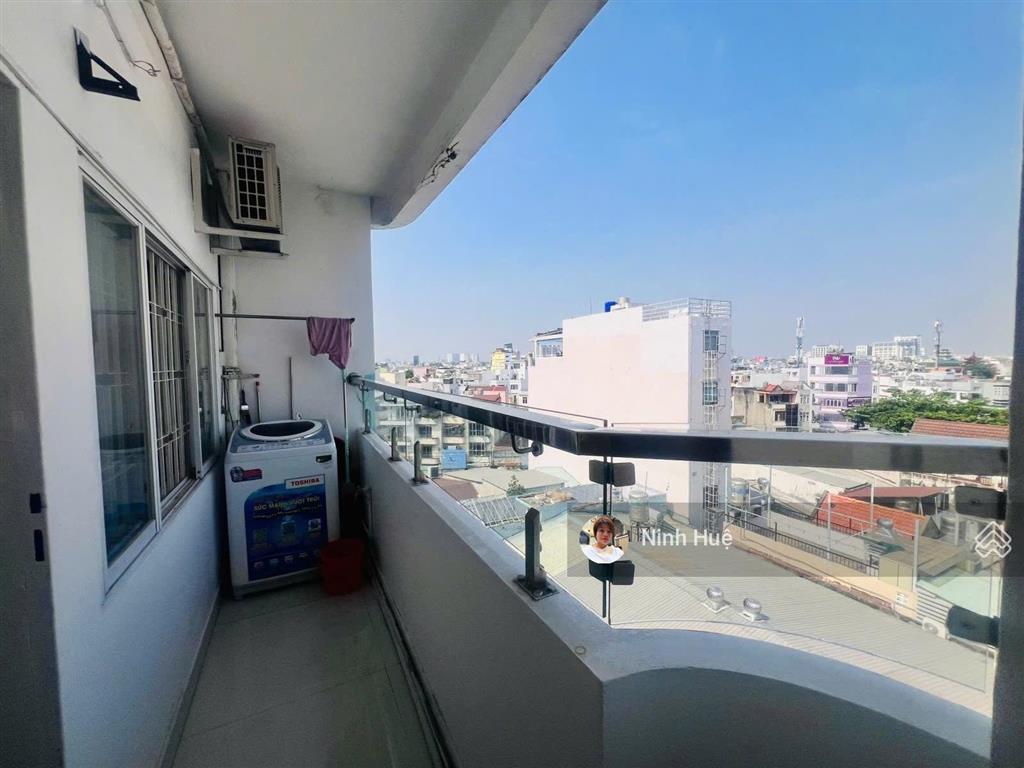 Bình thạnh chung cư phan văn trị  57m  2pn  căn góc  shr  giá 3,52 tỷ.