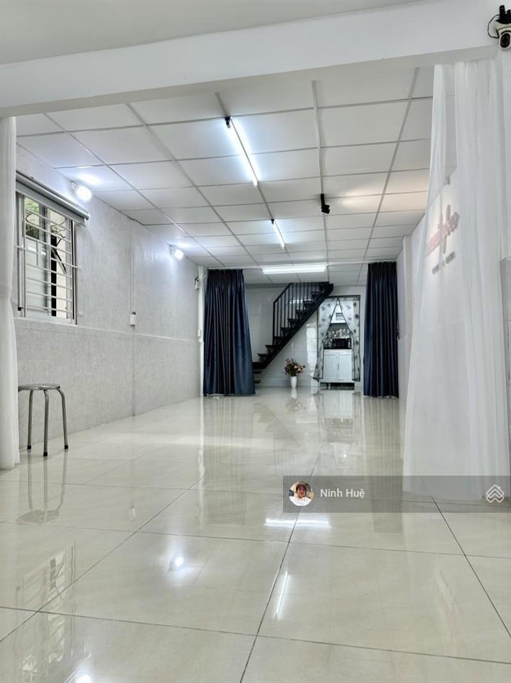 58m huỳnh văn bánh  sát mt  nhà mới  nở hậu  giá chỉ 7,3 tỷ. (6036)