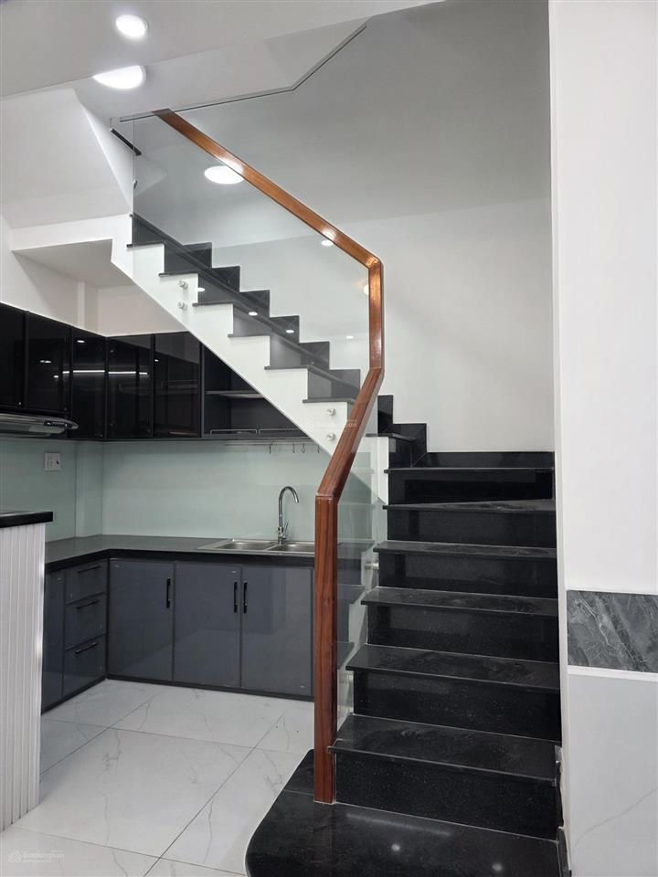 Phú nhuận hxh 4 tầng nhà mới btct khu dân trí an ninh yên tĩnh giá chỉ 9,9 tỷ. (4003)