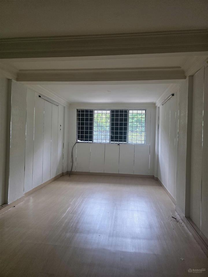 Shophouse quận 5  đường 20m  85m2 1 trệt một lầu  sầm uất  hai mặt tiền giá 7,5 tỷ(tl)