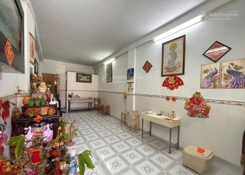 Lê văn sỹ  quận 3  75m2  6 phòng  sân để xe rộng  giá chỉ 8,89 tỷ. (4004)