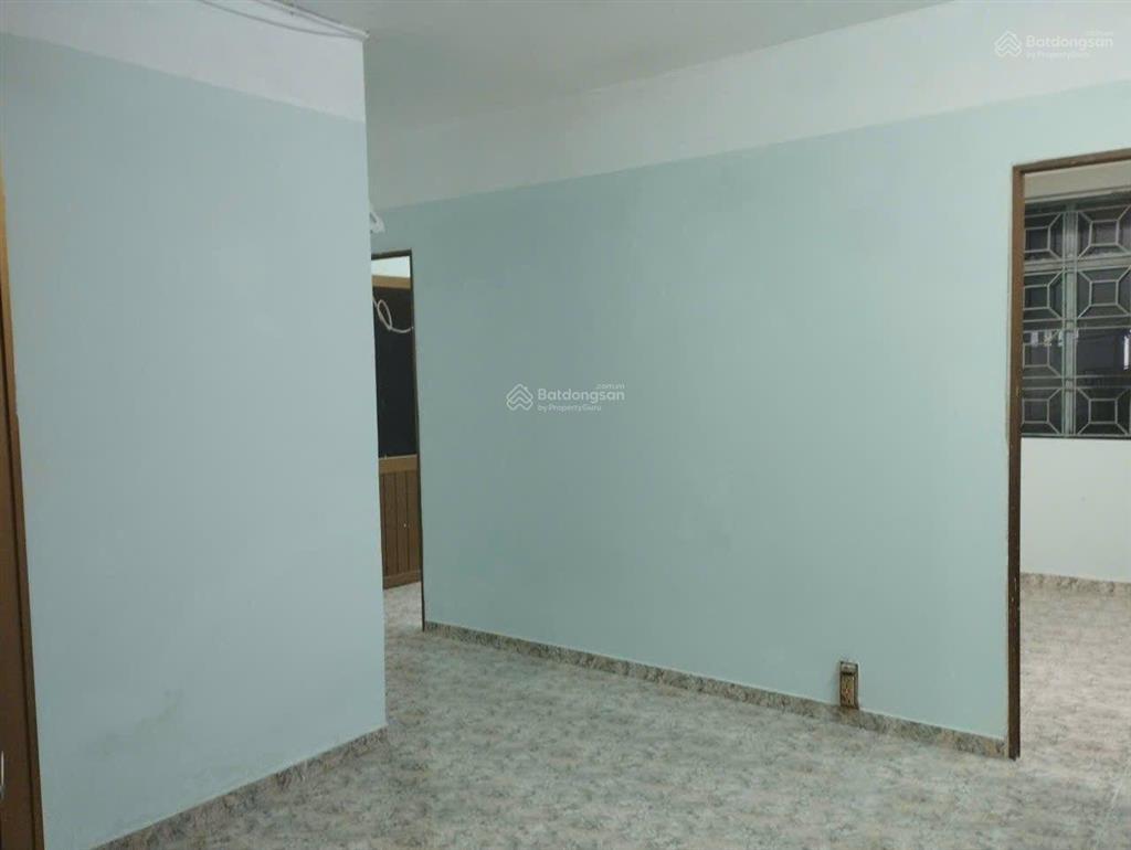 Q10  chung cư hòa bình  55,5m, 2pn, có thang máy, shr giá 3,1tỷ