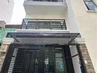 Cmt8 hẻm thẳng trục  không tod  nhà 5 tầng  thang máy full nội thất giá 9 tỷ.