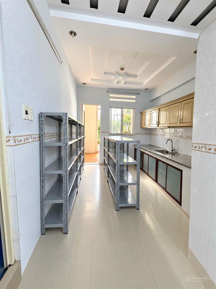 Cao ốc nguyễn kim a
61m². lô góc. sổ hồng riêng.