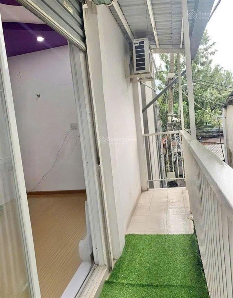 Mặt tiền 4x12 thành thái  q10  ngay sư vạn hạnh (50m2)  giá 9 tỷ
