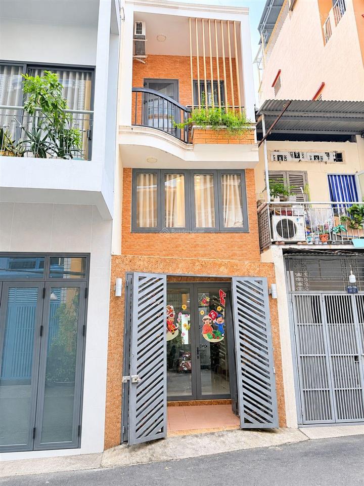 Q3  lê văn sỹ  hẻm 6m  dân trí  4pn