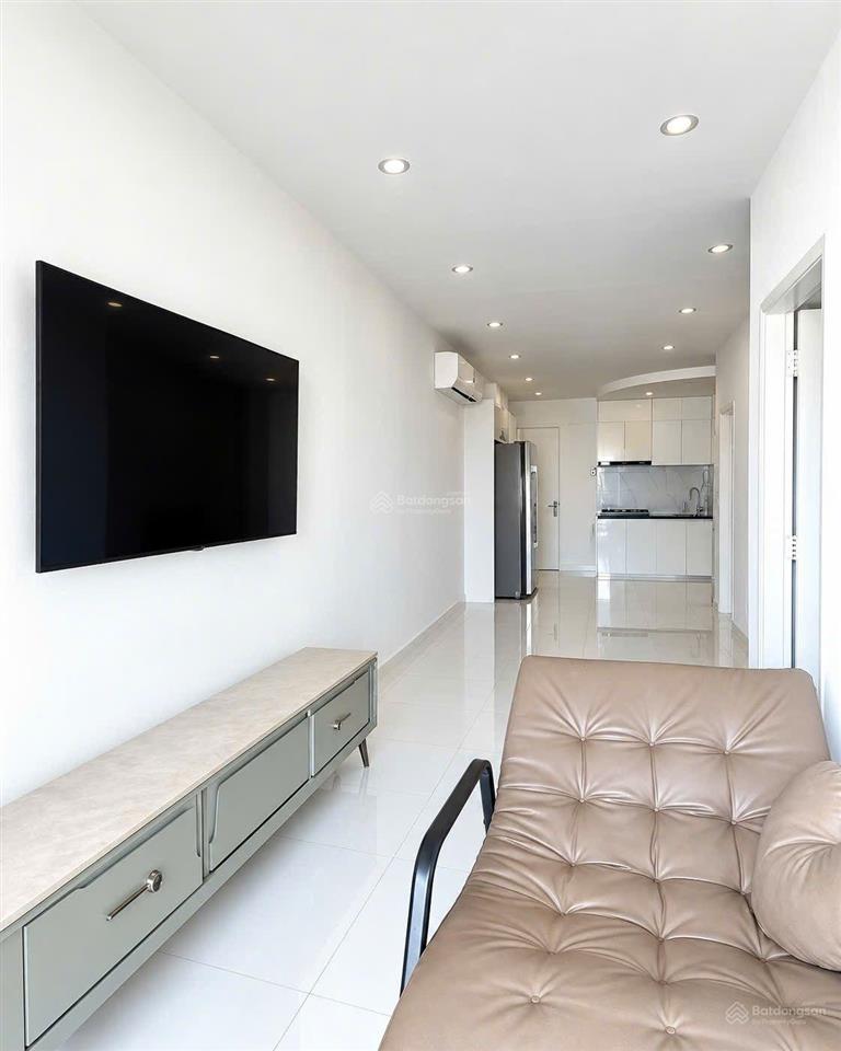 Bình thạnh chung cư ung văn khiêm  67m  2pn  sổ hồng riêng. giá 4,65 tỷ