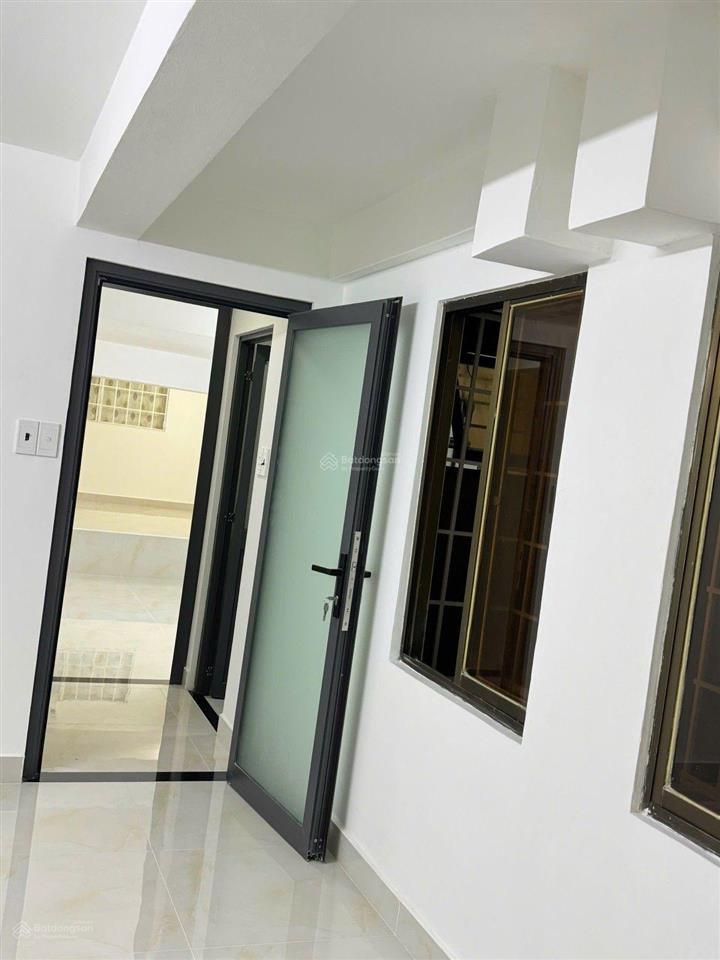 Tân phú trệt cư xá độc lập 60m có lửng giá 3.5 tỷ