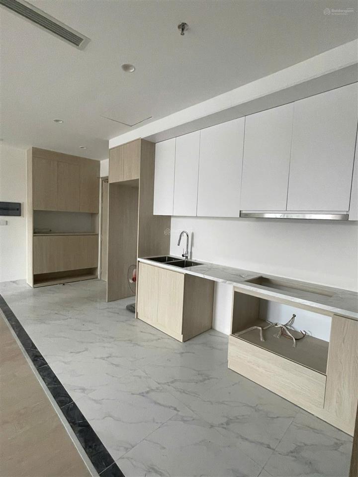 Bán quỹ ngoại giao căn h109 hausman đại mỗ giá chỉ từ 9x triệu/m2 (có thương lượng)