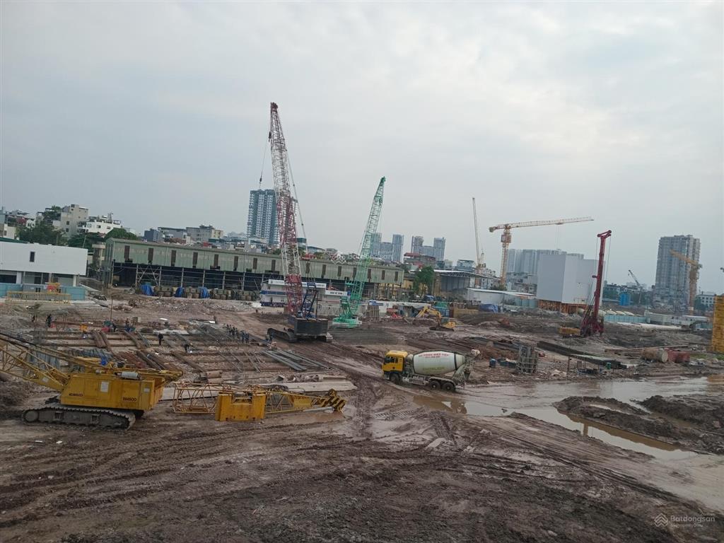 Đất mặt đường vành đai 2,5 rộng 40m, dt 128,8m², đường khương đình