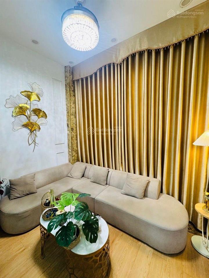 Chính chủ cần bán gấp nhà mặt phố minh khai.giá mềm 600 tr/m2 vỉa hè rộng 1 mặt phố 1 mặt ngõ