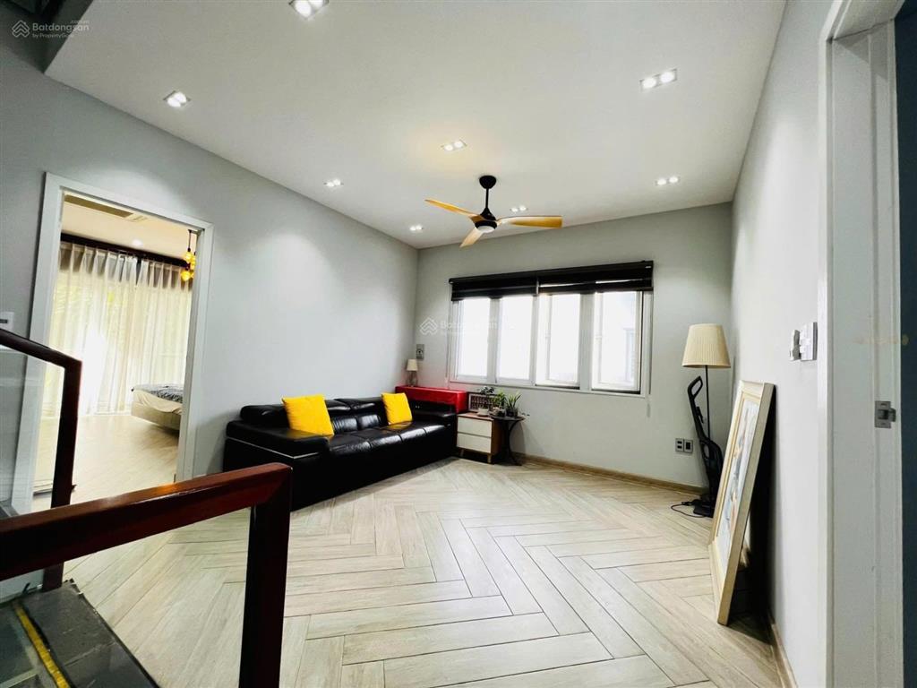 Cho thuê bt đẹp xuất sắc tại melosa garden, 25 triệu, 144m2