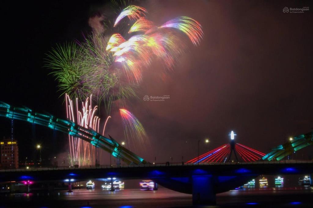 Da nang down town  tổ hợp mang tính biểu tượng mới của đà nẵng