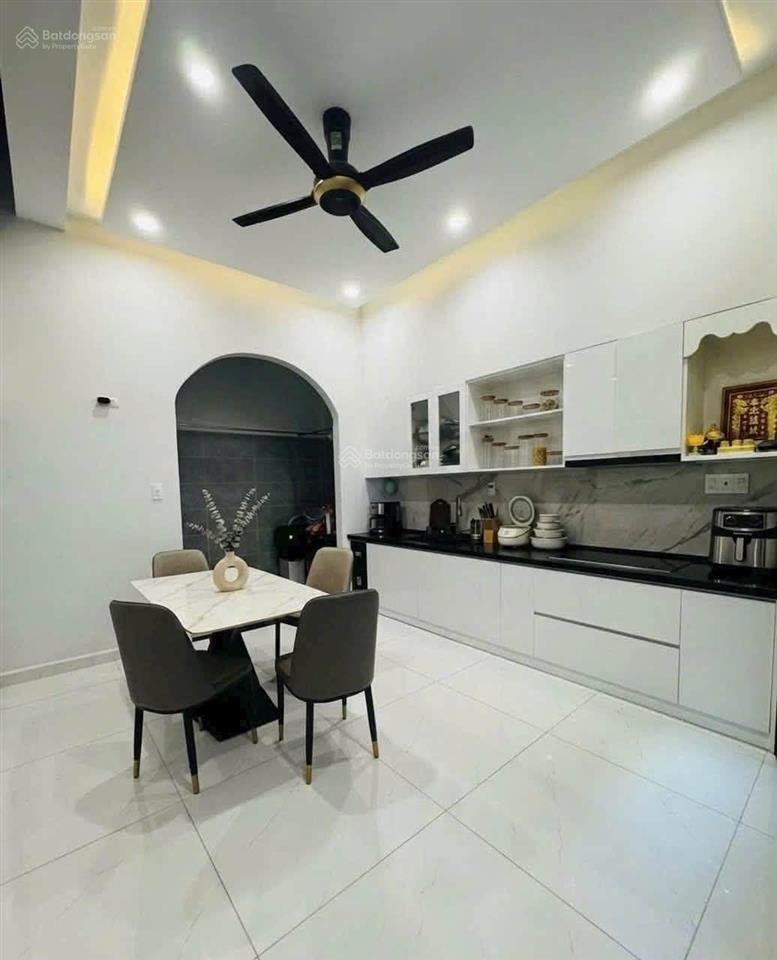 Nhà đẹp mới xây nội thất đẹp vào ở ngay. nhà bình tân, nguyễn thị tú, hương lộ 80