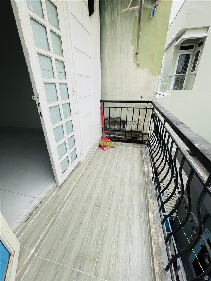 Vị trí vàng q8  ngã 4 âu dương lân + tạ quang bửu  cách 3 căn ra mặt tiền  hẻm trước nhà 3m  1