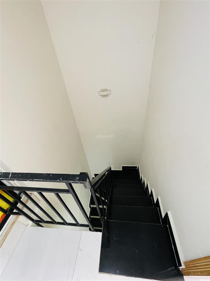 Vị trí vàng q8  ngã 4 âu dương lân + tạ quang bửu  cách 3 căn ra mặt tiền  hẻm trước nhà 3m  1