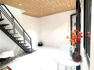 Nhà mới đẹp vào ở ngay đường âu dương lân q8