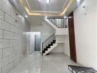 Tạ quang bửu q8 cách mặt tiền 3 căn  nhà 3 tầng giá tốt