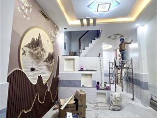 Bán nhà góc hẻm 6m thông tứ hướng
q8 dt 33m2 chỉ nhỉnh 3t