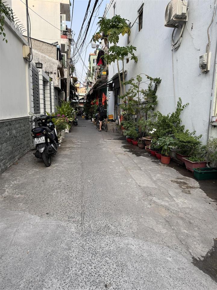 Bán nhà tùng thiện vương quận 8 hẻm ba gác nhà mới ở ngay kiên cố 42,2m2