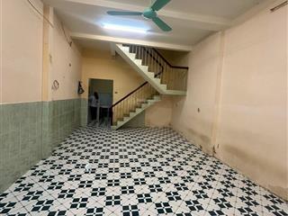 Hẻm ô tô 6m trần phú  giao nguyễn trãi  quận 5  nhà 2 tầng, 65m2  giá chỉ 7.6 tỷ tl