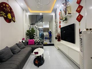 Ngay parc mall quận 8  hẻm 3m  dt 58m2 4 tầng mới đẹp  sát mặt tiền  không quy hoạch