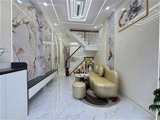 Nhà mới full nội thất  đường trước nhà 8m hoàn công đủ chỉ 6.xxtỷ  dt 36m2