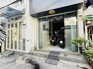 Nhà hẻm xe hơi âu dương lân q8 33m2  sân thượng thoáng mát  3pn