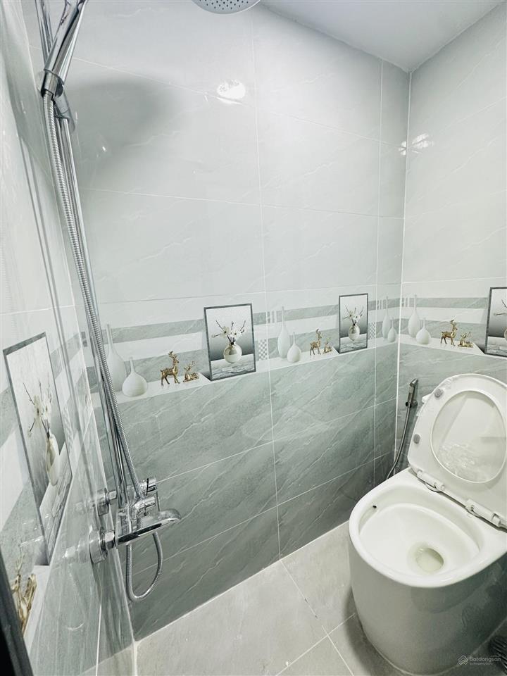 Nhà đẹp cmt8 3 tầng  quận 3  chỉ 1.95 tỷ