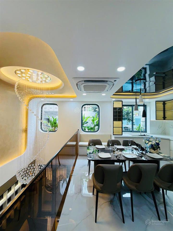 Bán nhà hẻm xe hơi nơ trang long ngang 6,5m, có thang máy giá 12,9 tỷ