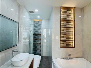 Bán nhà hẻm xe hơi nơ trang long ngang 6,5m, có thang máy giá 12,9 tỷ