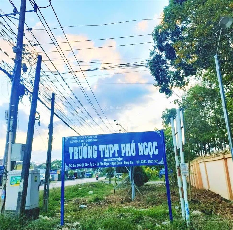 Hiếm bán đất thổ cư mặt tiền đường nhựa 2 ô tô, gần ql20 giá chỉ 640 triệu, ngay trung tâm xã