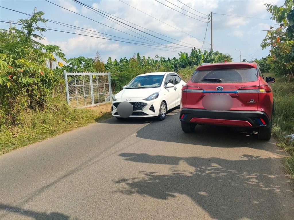 Hiếm bán đất thổ cư mặt tiền đường nhựa 2 ô tô, gần ql20 giá chỉ 640 triệu, ngay trung tâm xã