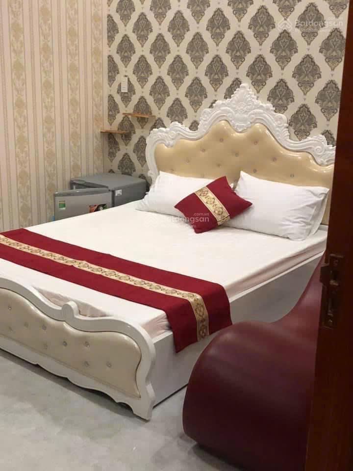 Bán nhà đất diện tích hơn 581m2, 2 mặt tiền đường bêtông đang kinh doanh nhà nghỉ dòng tiền 60tr/th