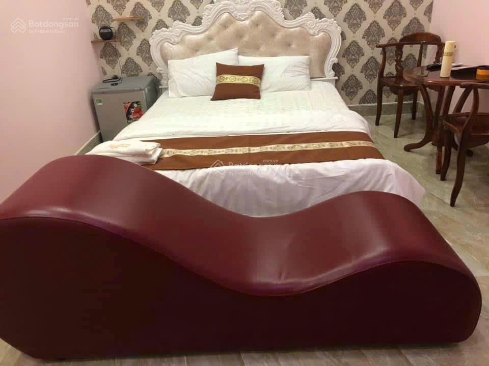 Bán nhà đất diện tích hơn 581m2, 2 mặt tiền đường bêtông đang kinh doanh nhà nghỉ dòng tiền 60tr/th