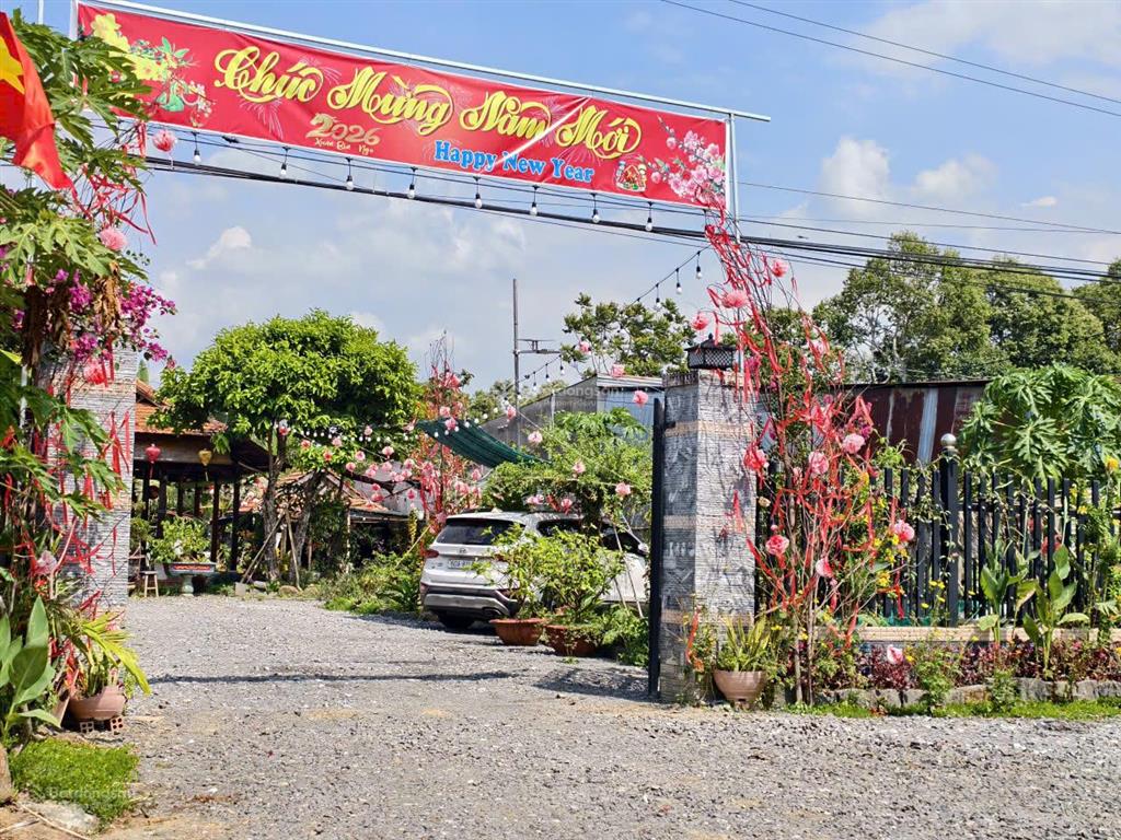 Chính chủ bán lô đất mặt tiền kinh doanh 7m đường nhựa 2 ô tô tải, ngay trung tâm, gần chợ, trường