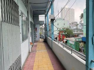 Q. 5 chung cư lầu 1 trần hưng đạo chợ lớn chỉ 3 tỷ. dt 112m2 (4 x 19.7m)