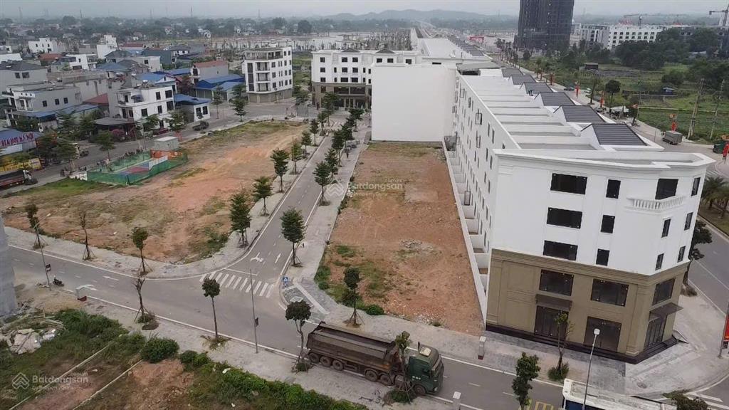 Bán gấp đất nền dự án square city, 4 tỷ, 120m2 tại quốc lộ 3, p. nam tiến, tp phổ yên