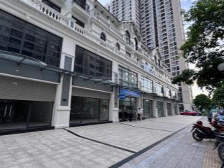 Shophouse 5 tầng, 600m2 sử dụng giá chỉ 300k/m2 kđt 130.000 cư dân
